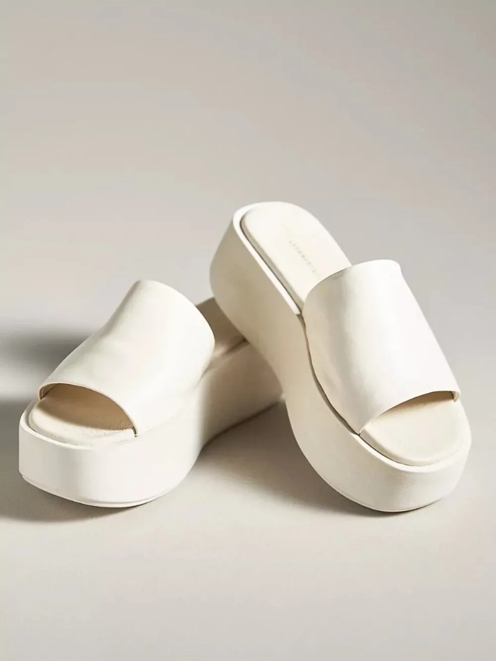 Anthropologie Cream Leather Platform Slide Sandals Made In Spain Sz 41 (10)- NWT